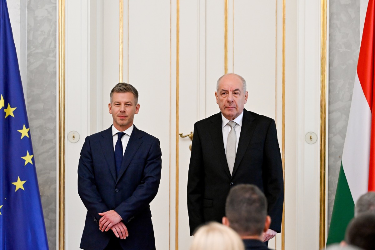 Magyar en Tamás Sulyok
