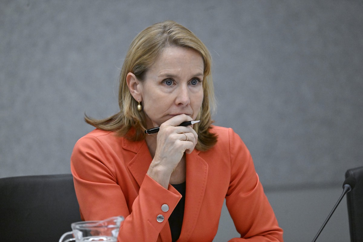 Van Veldhoven Van Veldhoven