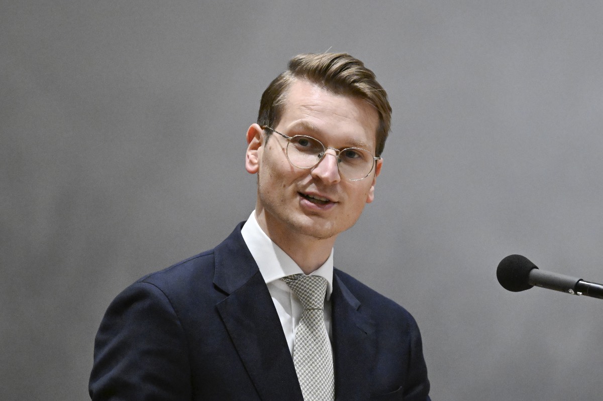 Van Essen
