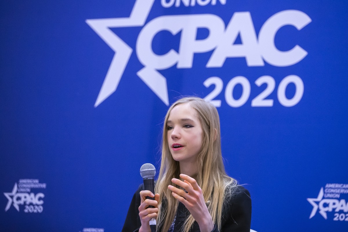 Naomi Seibt Naomi Seibt