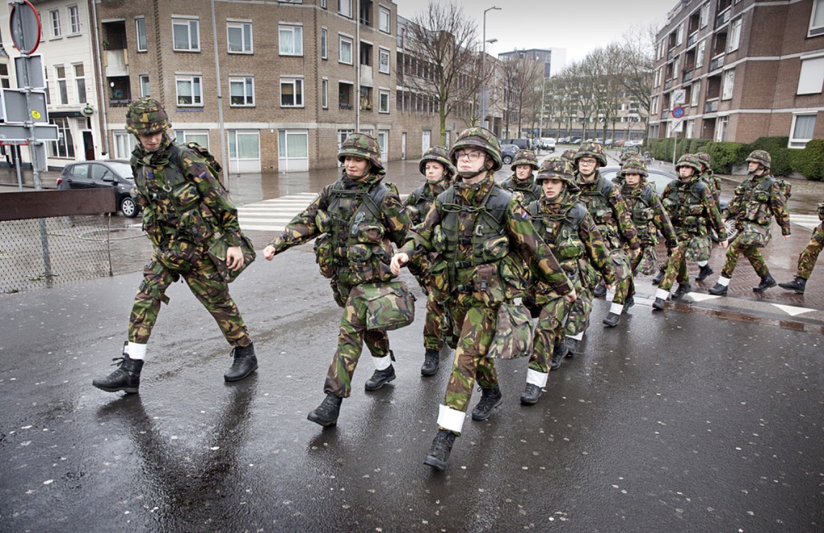 vrouwelijke soldaten