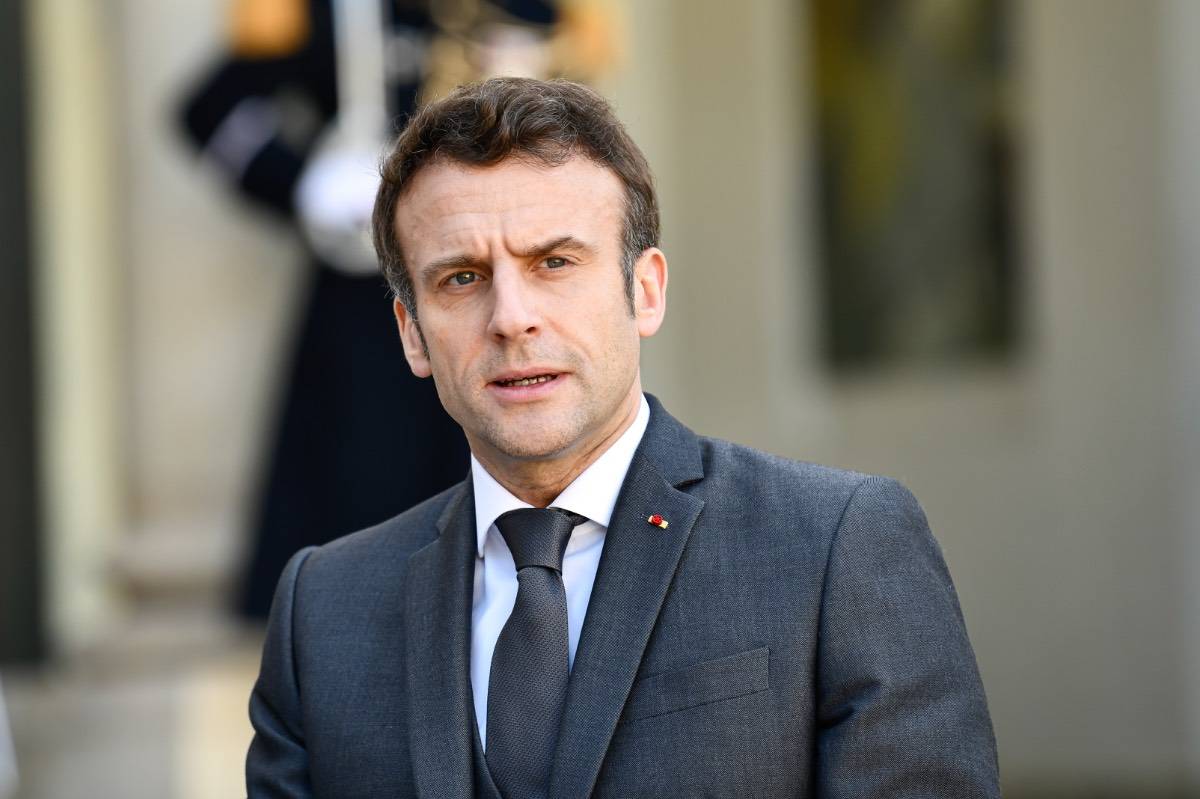 Macron Macron