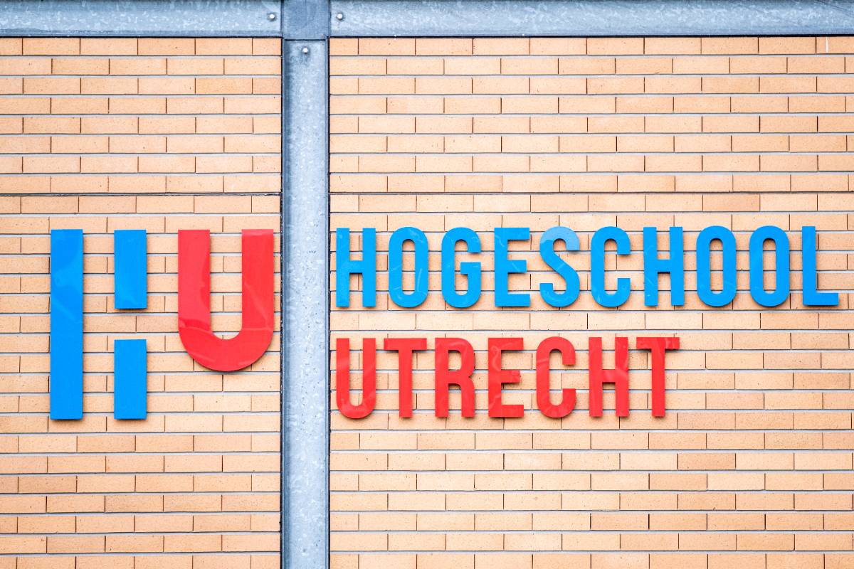 HU