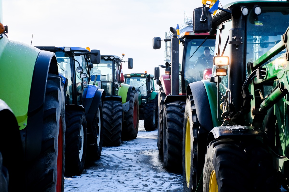 Tractor