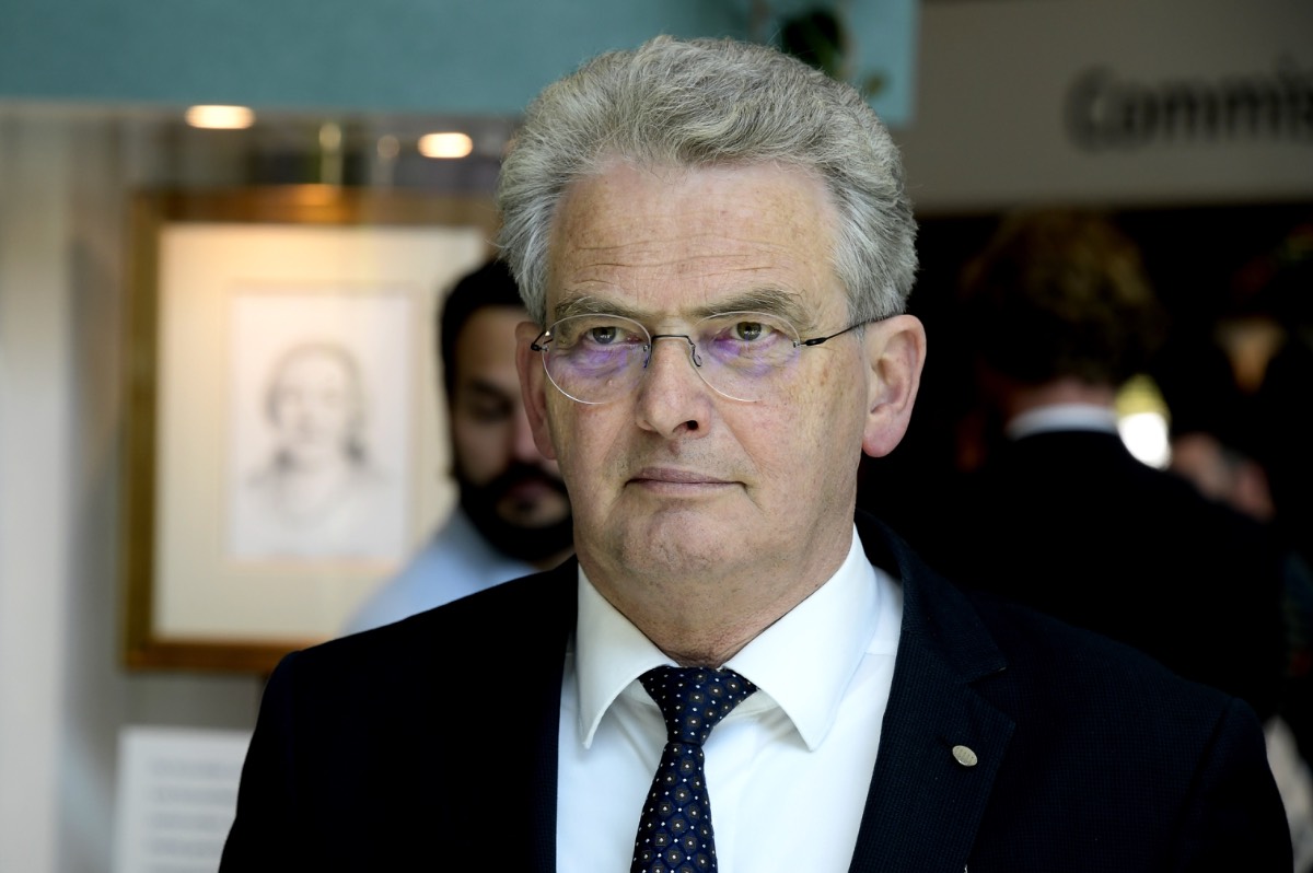 Roelof Bisschop Roelof Bisschop