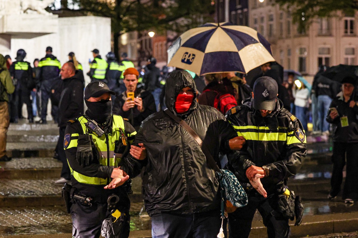 arrestatie op de Dam
